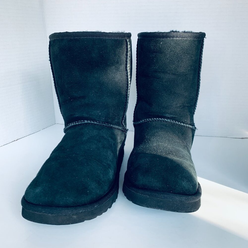UGG Classic Short II Suede Boot Woman Sz 7